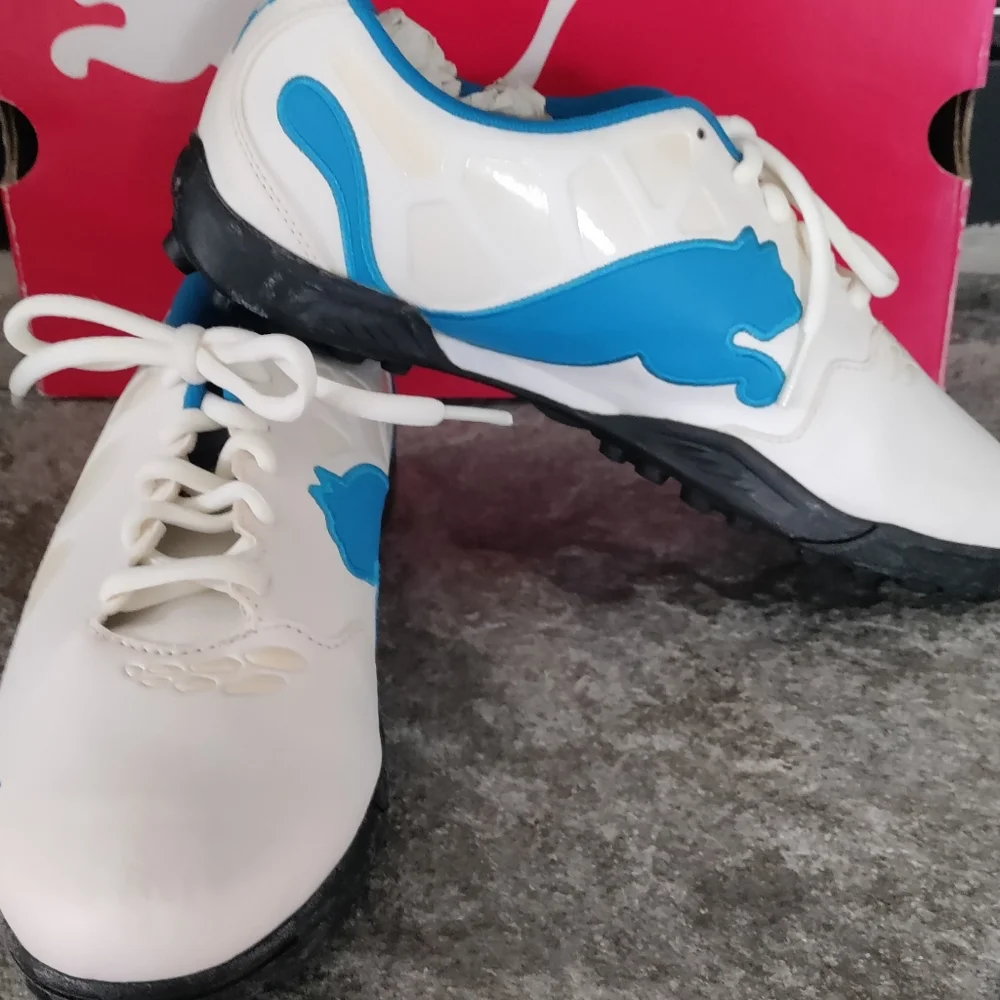 NIB SOLD boys Puma golf shoes - Picture 2 of 2